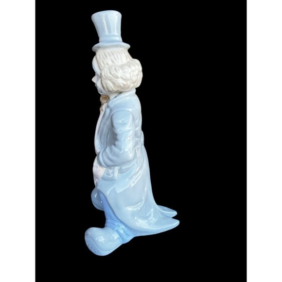 Porcelain Clown Figurine With Top Hat & Cane - Picture 6 of 6